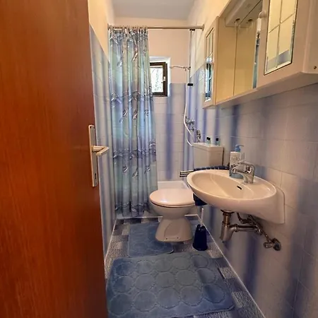 Tariba Apartament Banjol