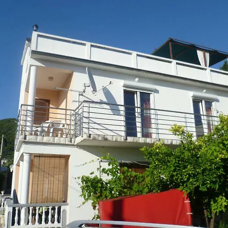 Apartament Tariba