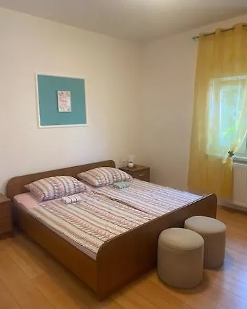Apartament Tariba Banjol