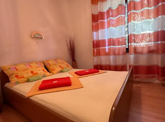 Tariba Apartament Banjol